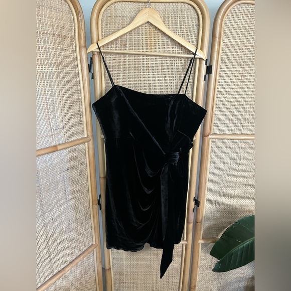 NWT Cinq a Sept Kiki Black Velvet Bow Mini Dress - Picture 7 of 12